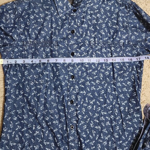 United by Blue Collared Button Up Shirt - Blue with grass/wheat pattern - Picture 8 of 10